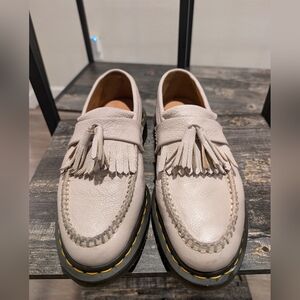 Dr Martens Cream Adrian Women's Virginia Leather Tassel Loafers